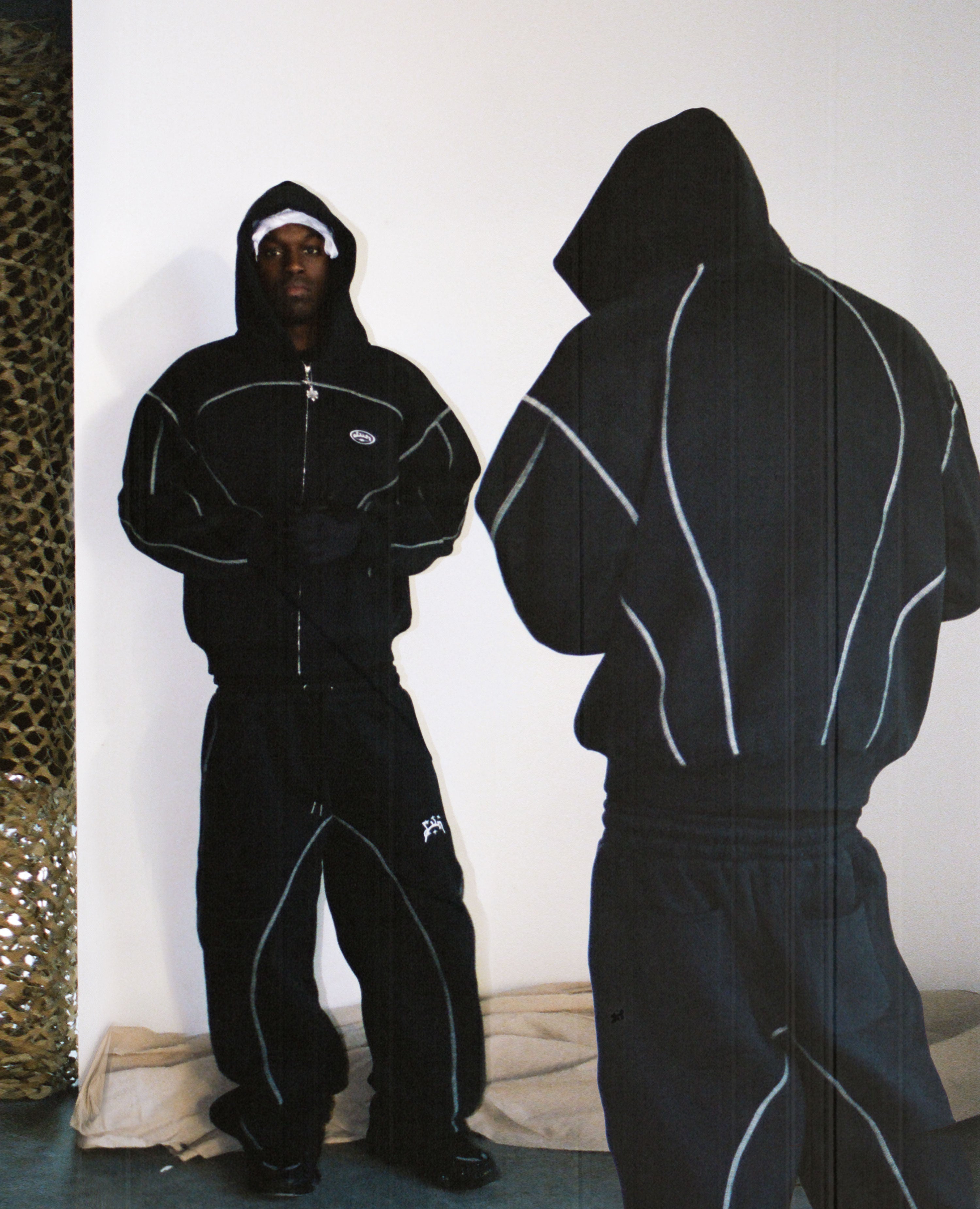 BLACK LINE SET