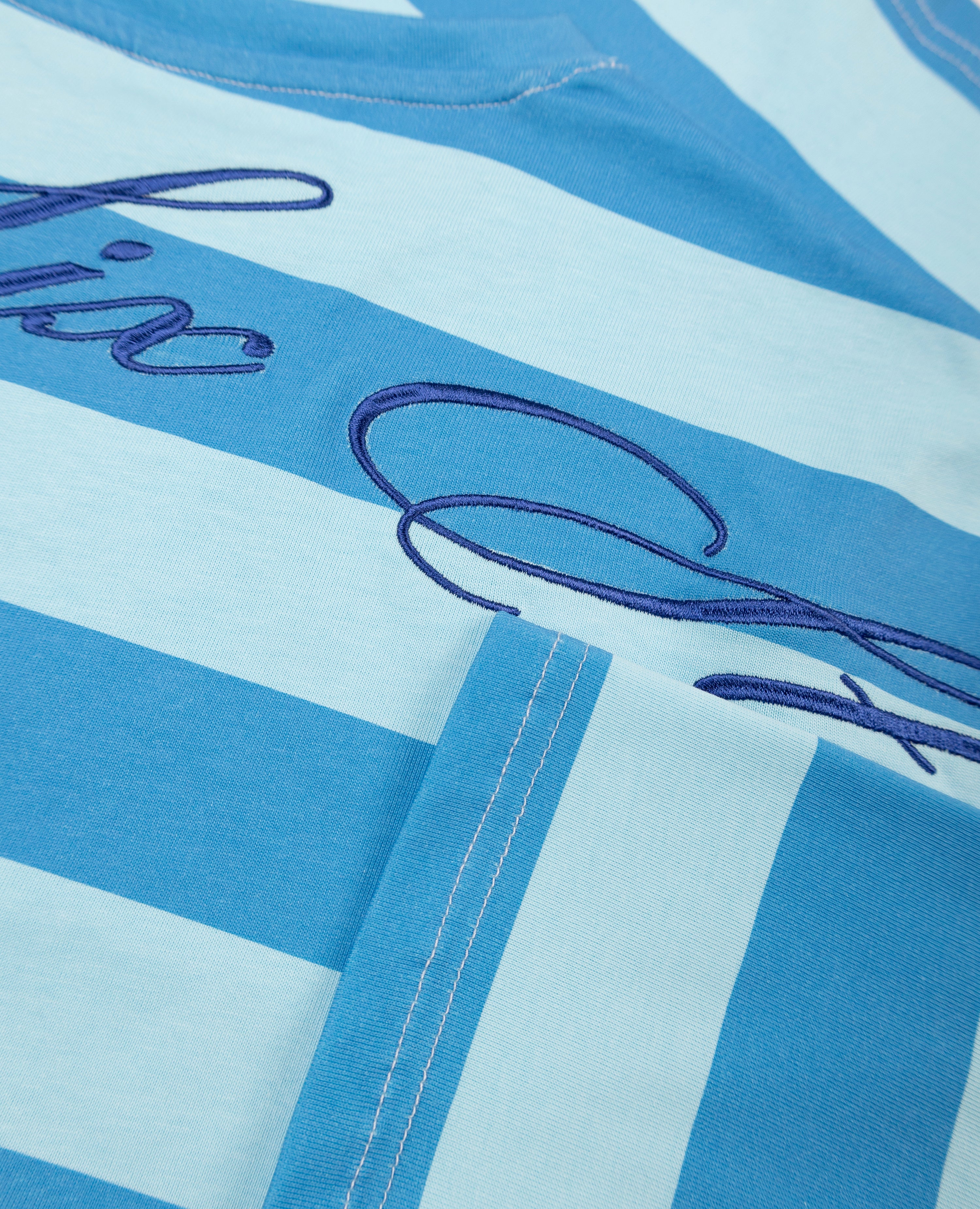 BLUE DREAMY LONGSLEEVE