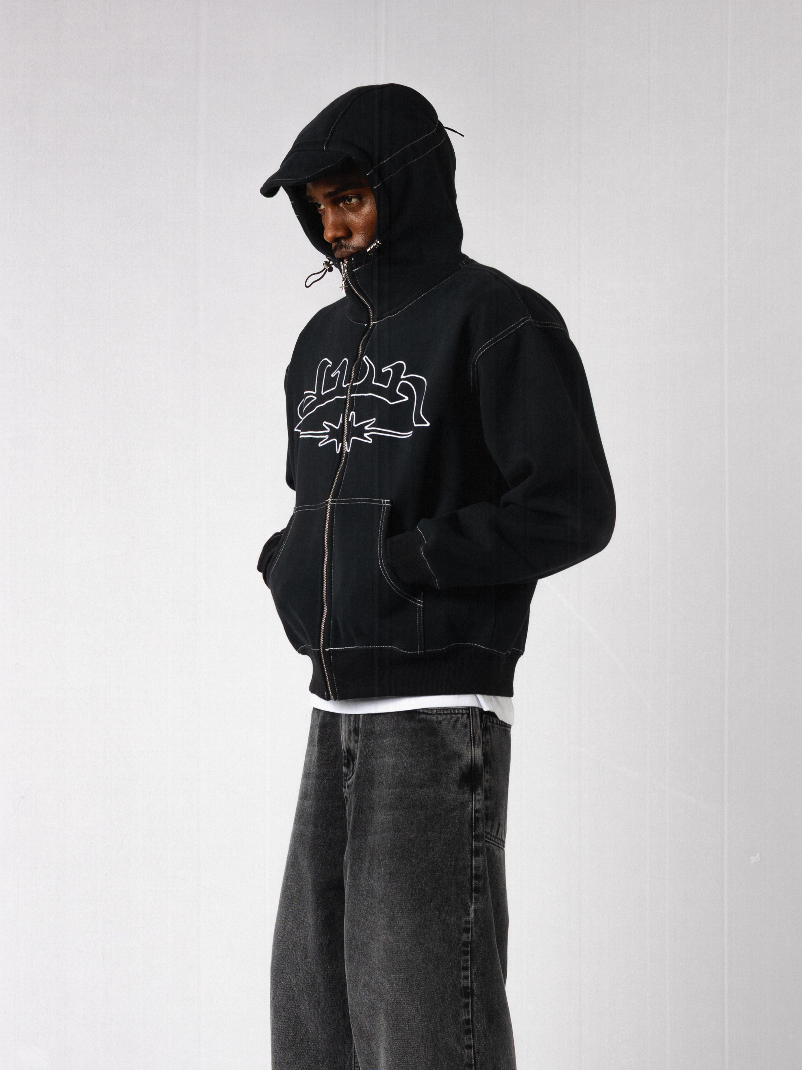 BLACK TECH ZIP