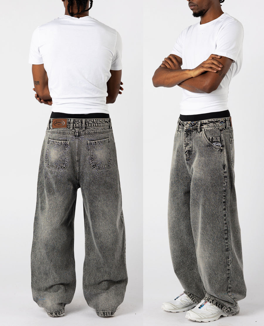 WASHED GREY BEAST DENIM